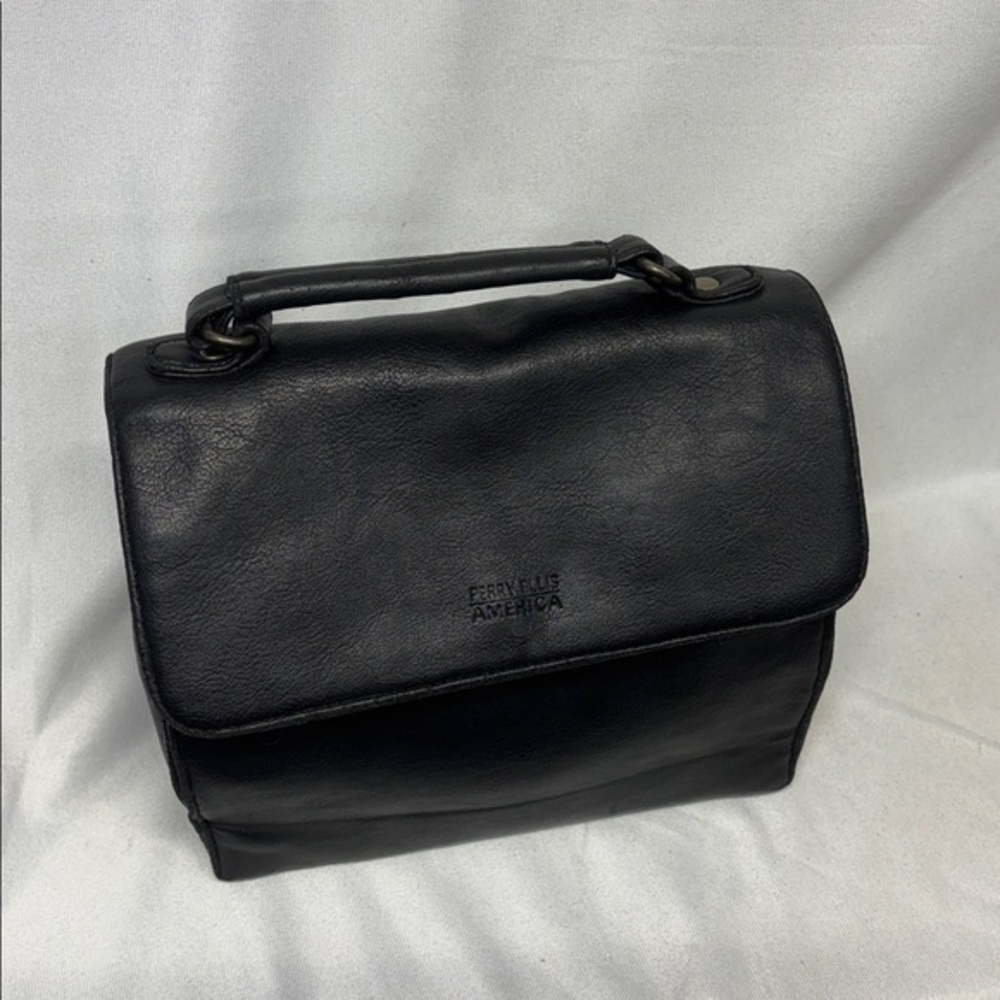 Perry Ellis America vintage Classic Black Leather Satchel purse bag